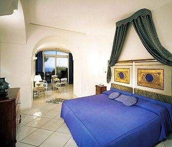 A heavenly room at Hotel Santa Caterina with bed(s) along the Amalfi Coast.