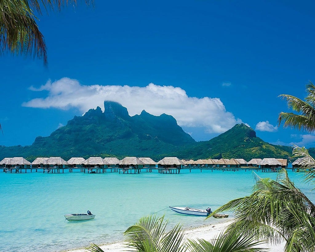 Luxury Luxury For For Less Less :: Four Seasons Resort Bora Bora