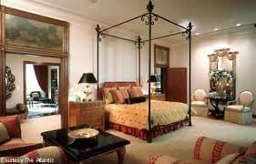 Keywords: ornate, four poster