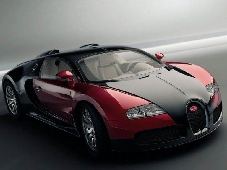 Bugatti Veyron wallpapers featuring luxury and speed.