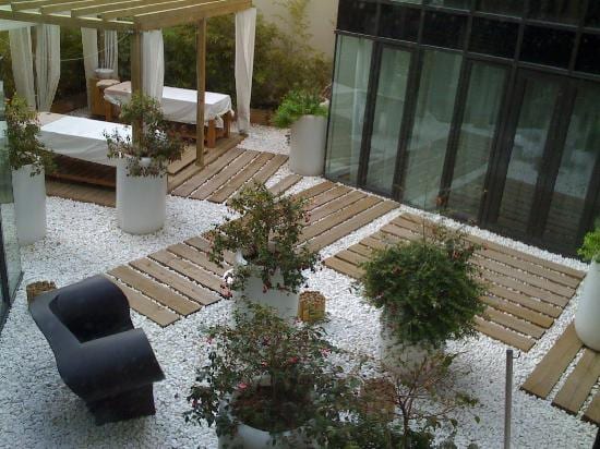 Great Location, Ultra Hip, Delish Resto, and Super Spa:: Casonova Hotel, Barcelona