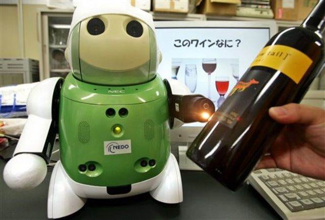 High Tech Sommelierr: The Winebot, Japan