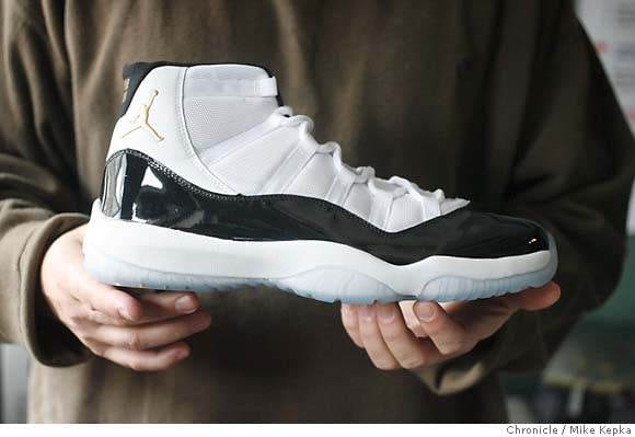 Sneakerheads and Splendid Shoes: Niketown, San Francisco