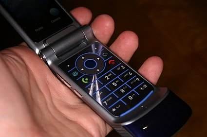 Upper Cut :: Motorola RAZR2