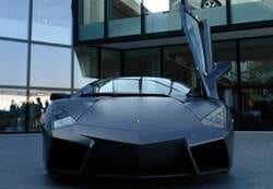 Damn..I forgot to put the Lamborghini Reventon on my Holiday Gift List!