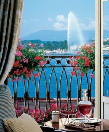 First Class Landmark Reopens: Four Seasons Hotel des Bergues Geneva, Switzerland