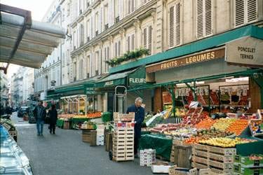 Table Hopping Gains Popularity