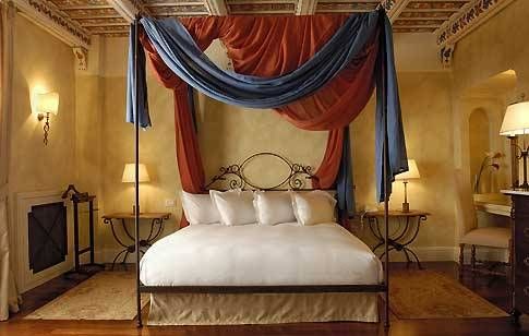 Sleep peacefully in a luxurious hotel room surrounded by beautiful vineyards at Kempinski Giardino di Constanza.