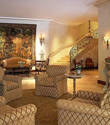 Keywords: wine country getaway.