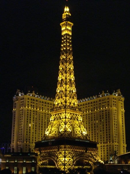 A Taste of Paris in The Desert :: Eiffel Tower Restaurant, Las Vegas