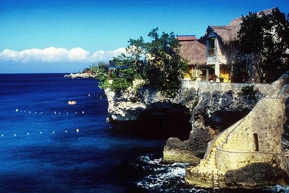 Enjoy the thrill of a house on a cliff overlooking the ocean.