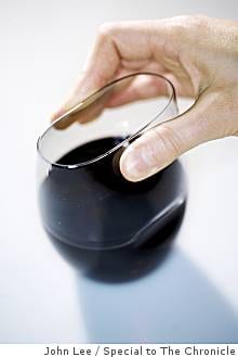 Recyclable And Unbreakable  :: Govino Plastic Wineglasses