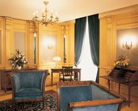 Shop Til You Drop, Italiano Style: Hotel Principe di Savoia, Milano