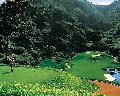 Luau For Less :: Four Seasons Lana’i Lodge at Koele