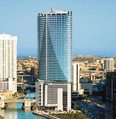 Unique Waterfront Boutique :: Kimpton’s EPIC Hotel, Miami