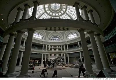 Centre of Fashionable Shopping Attention: Westfield San Francisco Centre