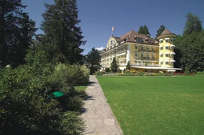 Global, Gentile and Oh-So Grand for a Girlfriend Getaway :: Gstaad, Switzerland
