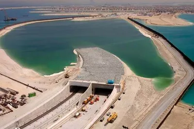 Tunnel To Resorts Nears Completion :: The Palm Jumeirah, Dubai