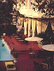 Elephant Blanc Sale: Maison Souvannphoum, Luang Prabang, Laos
