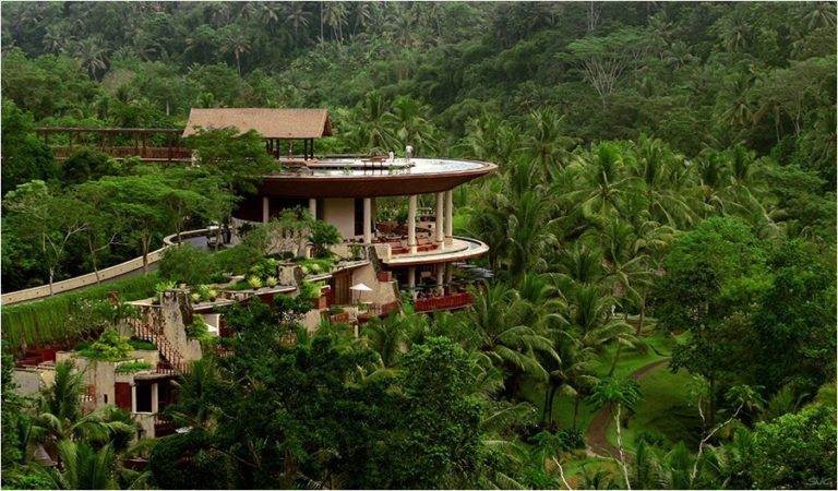Indonesian luxury resort surrounded by lush greenery at Four Seasons Sayan Bali.